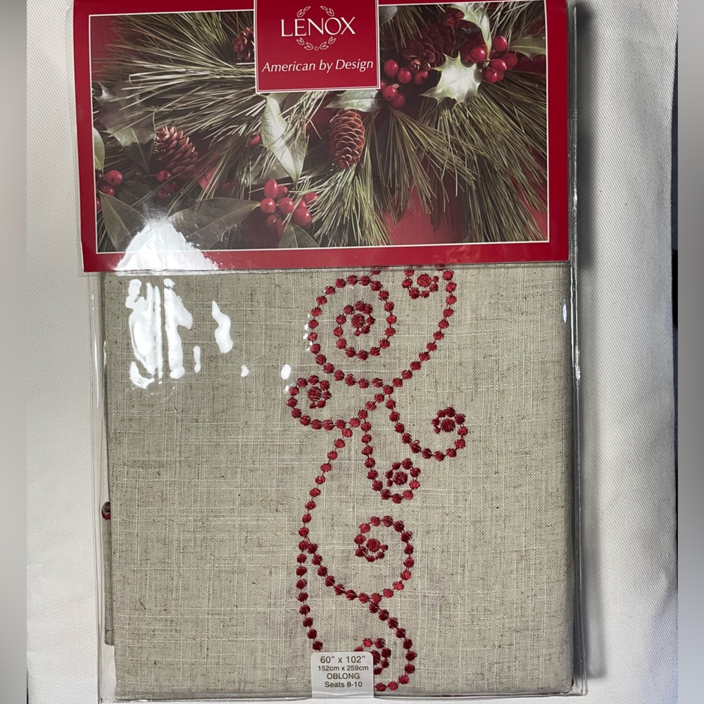 NWT   LENOX TABLECLOTH   FRENCH PERLE   60” x 102”